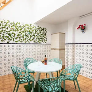 https://apt-apartamento-sol-y-playa-centro.es-andalucia.com