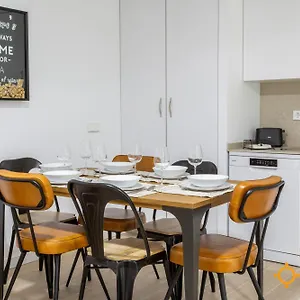 https://travelers-dream-by-time.hotelsincadiz.net